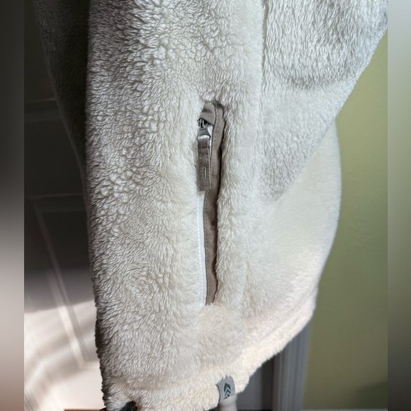 FREE COUNTRY fleece fur vest. Size XXL cream color - Picture 4 of 6